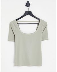 TOPSHOP - Premium - t-shirt basique à encolure dégagée contrastante - sauge - Lyst