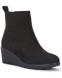 SEQWL - Wedge Heel Ankle Booties With Cleated Sole And Pull Tab - Lyst