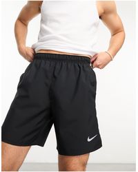 Nike - Challenger dri-fit - pantaloncini neri da 7" - Lyst