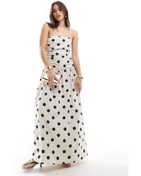 4th & Reckless - Robe bandeau longue à fronces avec taille basse en lin mélangé - crème à pois - Lyst