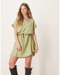 Vila - Short Sleeve Tie Waist Notch Neck Mini Dress - Lyst