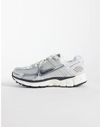 Nike - Zoom Vomero 5 Sneakers - Lyst