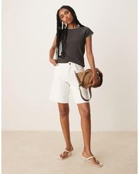 Mango - T-Shirt Color Antracite Con Finiture A Contrasto E Maniche Ad Aletta - Lyst