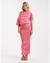 Never Fully Dressed Tilly Fleck Plisse Maxi Dress in Pink | Lyst