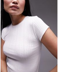 TOPSHOP - T-shirt taglio lungo bianca traforata con pizzo - Lyst