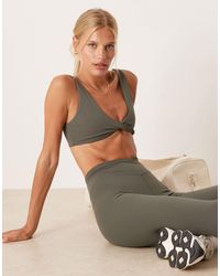 Tala - Dayflex Twist Front Sports Bra - Lyst