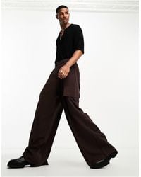ASOS - Pantaloni da abito marroni cargo super oversize con tasche - Lyst