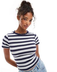 Miss Selfridge - Camiseta A Azul Marino Con Diseño Encogido De - Lyst