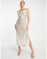 Pretty Lavish - Vestido Largo Con Cuello Desbocado Y Abalorios De - Lyst