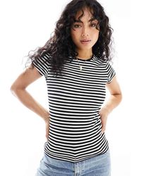 Aware - Gestreept T-Shirt Met Ronde Hals En Korte Mouwen - Lyst
