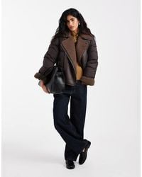 Vero Moda - Mixed Textile Short Puffer Jacket With Borg Trim - Lyst