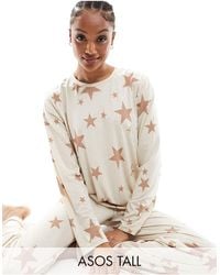 ASOS - Asos design tall - pyjama ultra doux avec pantalon et top à manches longues et imprimé étoiles - crème - Lyst
