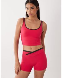 BO+TEE - Bo+tee Soft Active Scoop Neck Contrast Trim Tank Top - Lyst