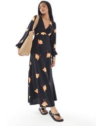 Glamorous - V-Neck Long Sleeve Maxi Dress - Lyst