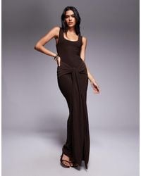 Kaiia - Exclusive Double Layered Slinky Scoop Neck Tie Front Drape Detail Maxi Dress - Lyst