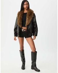 Stradivarius - Jack Met Leereffect En Contrasterende Kraag - Lyst