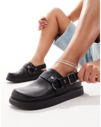 Pull&Bear - Clog With Buckle Detail Strap - Lyst