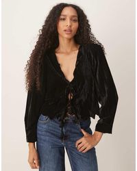ASOS - Scallop Detail Puff Sleeve Velvet Top - Lyst