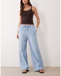 New Look - Pantalon ample en crépon à rayures - Lyst
