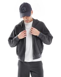 Bershka - – kastiger cropped kapuzenpullover aus seersucker - Lyst