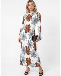 Lovedrobe - Floral Print Trumpet Sleeve Plisse Column Midaxi Dress - Lyst