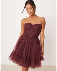 LACE & BEADS - Robe courte effet superposé en tulle avec détail corset - prune - Lyst