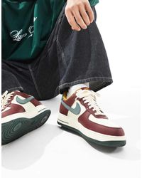 Nike - Zapatillas De Deporte, Verdes Y Blanco Vela Air Force 1 '07 Lv8 De -Rojo - Lyst