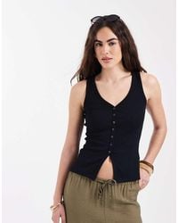 New Look - V Neck Ribbed Button Through Top - Lyst