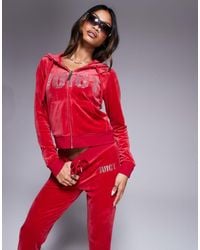 Juicy Couture - Sudadera Roja Con Capucha, Logo De Strass Y Cremallera De Velour De (Parte De Un Conjunto)-Rojo - Lyst