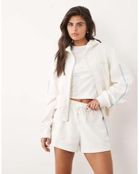 Kaiia - Cotton Rich Embroidered Logo Side Stripe Towelling Shorts Co-ord - Lyst