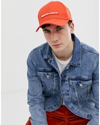 ASOS Cappellino rosso con stemma
