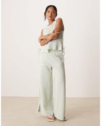 Vila - – strukturierte hose mit weitem bein und streifen - Lyst