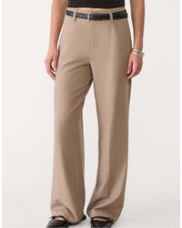 Stradivarius - Pantalon droit élégant et fluide avec ceinture - beige - Lyst