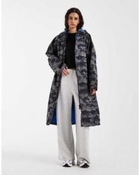 Regatta - Waterproof Changing Robe - Lyst