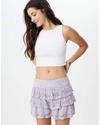 Stradivarius - – skort aus weich fallender spitze - Lyst
