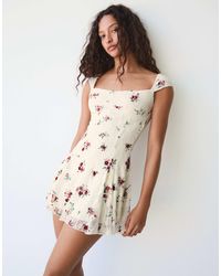 Bershka - – gemustertes minikleid aus spitze - Lyst