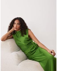 ASOS Pleated Embroidered Midi Dress in Green | Lyst