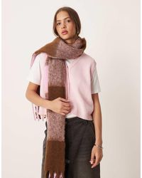 ASOS - Bufanda Rosa Y Marrón A Cuadros Grandes Con Flecos De - Lyst