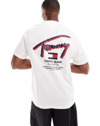 Tommy Hilfiger - Street - t-shirt bianca vestibilità classica con firma effetto 3d - Lyst