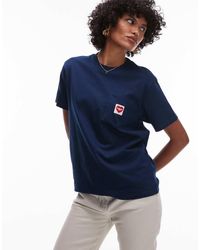 Carhartt - T-Shirt Met Hartlogo Op De Zak - Lyst