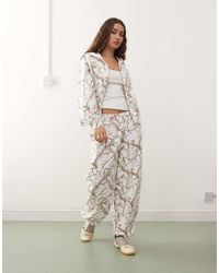 Collusion - Oversized Joggingbroek Met Bosprint - Lyst