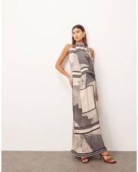 ARRANGE - Maxi Jurk Met Gedrapeerde Halslijn En Halternek - Lyst