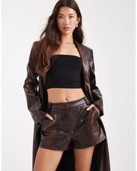 ASOS - Mini-short d'ensemble ajusté en imitation cuir effet peau - Lyst