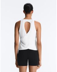 Oysho - Cross Back Comfortlux T-Shirt - Lyst