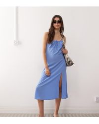 Monki - Midi Dress With Ruched Front And Side Split - Lyst