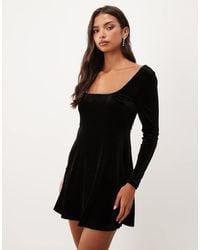 Vila - Square Neck Long Sleeve Velvet Mini Dress - Lyst