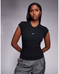 Nike - Chill Ribbed Knit Top - Lyst
