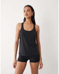 4505 - Hardloophemd Van Sneldrogend Nylon Performance Mesh - Lyst