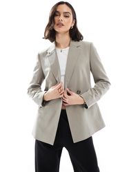 Stradivarius - – figurbetonter blazer - Lyst