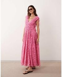 ARRANGE - Broderie Drawstring Detail Trapeze Maxi Dress - Lyst